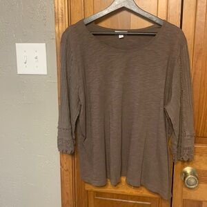 J Jill cotton and rayon shirt with lace sleeves